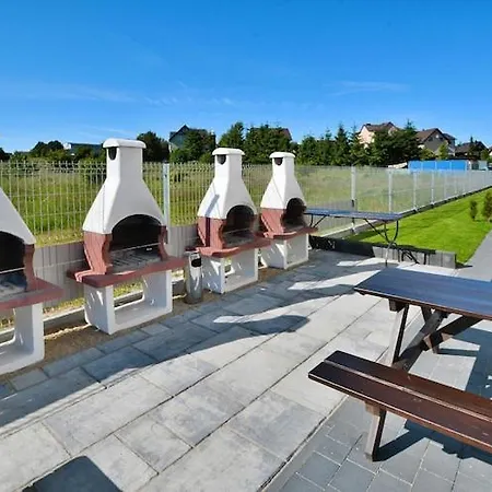 Comfortable Homes With A Summer Pool Dom wakacyjny *